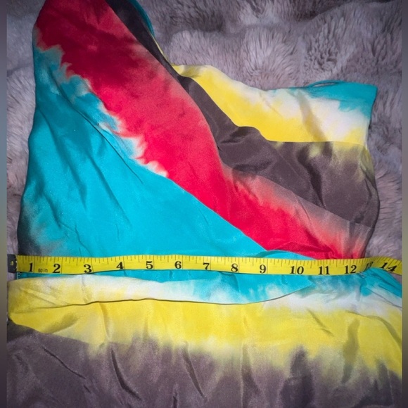 Alice + Olivia Colorful One Shoulder Tie
Dye Asymmetrical Silk Dress Size XS - Picture 9 of 16